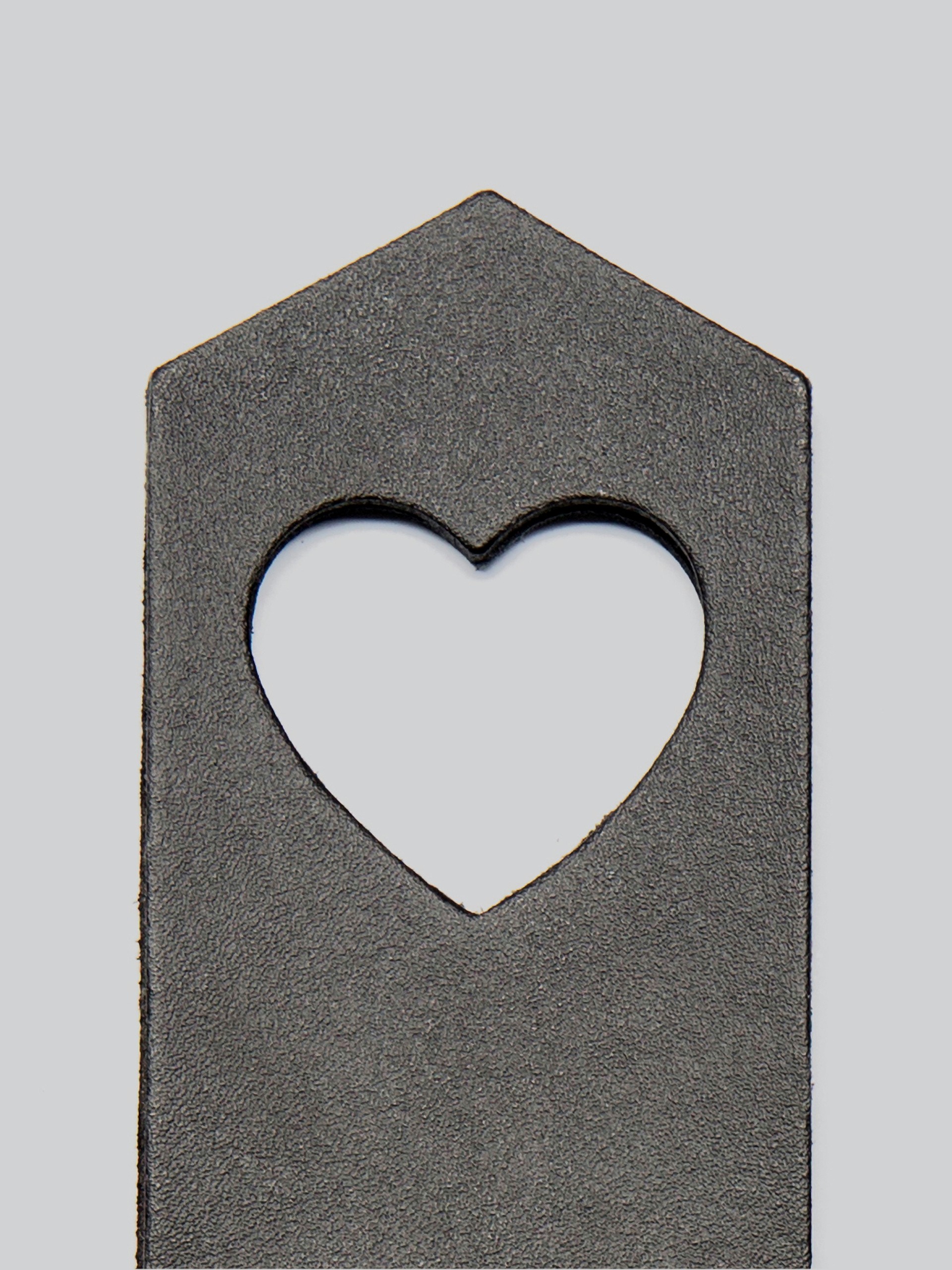 DOMINIX Deluxe Leather Heart Slapper Paddle, Black, hi-res