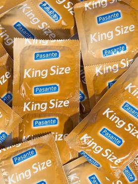 Pasante King Size Latex Condoms (144 Pack)