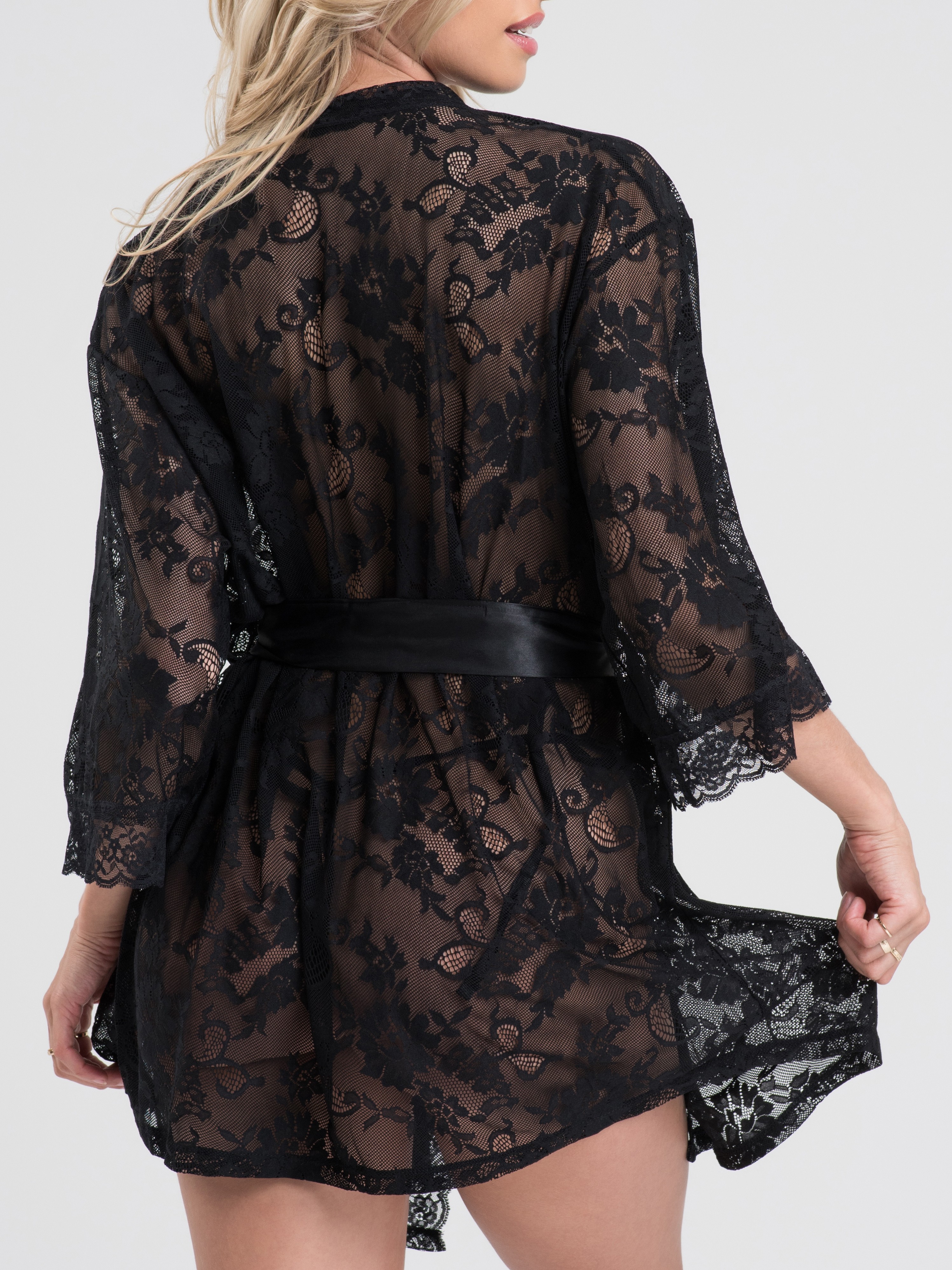 Lovehoney Flaunt Me Black Lace Robe, Black, vanilla