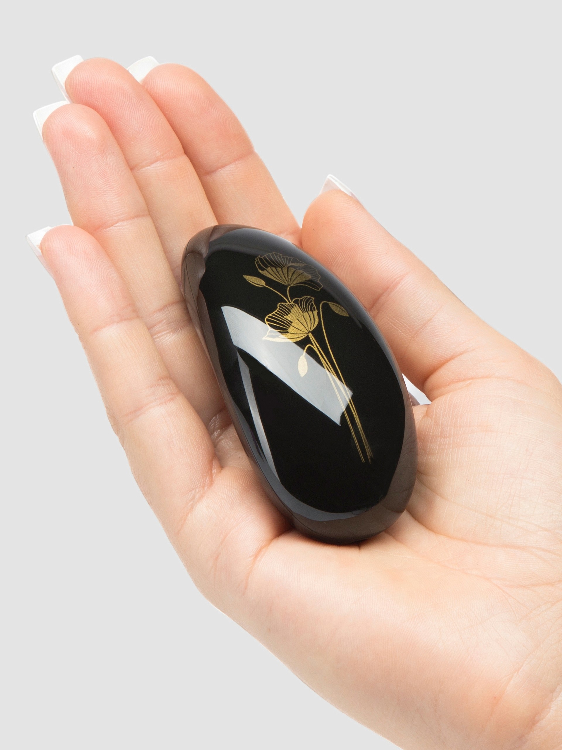 Lelo Nea 2 Luxury Rechargeable Clitoral Vibrator, Black, hi-res