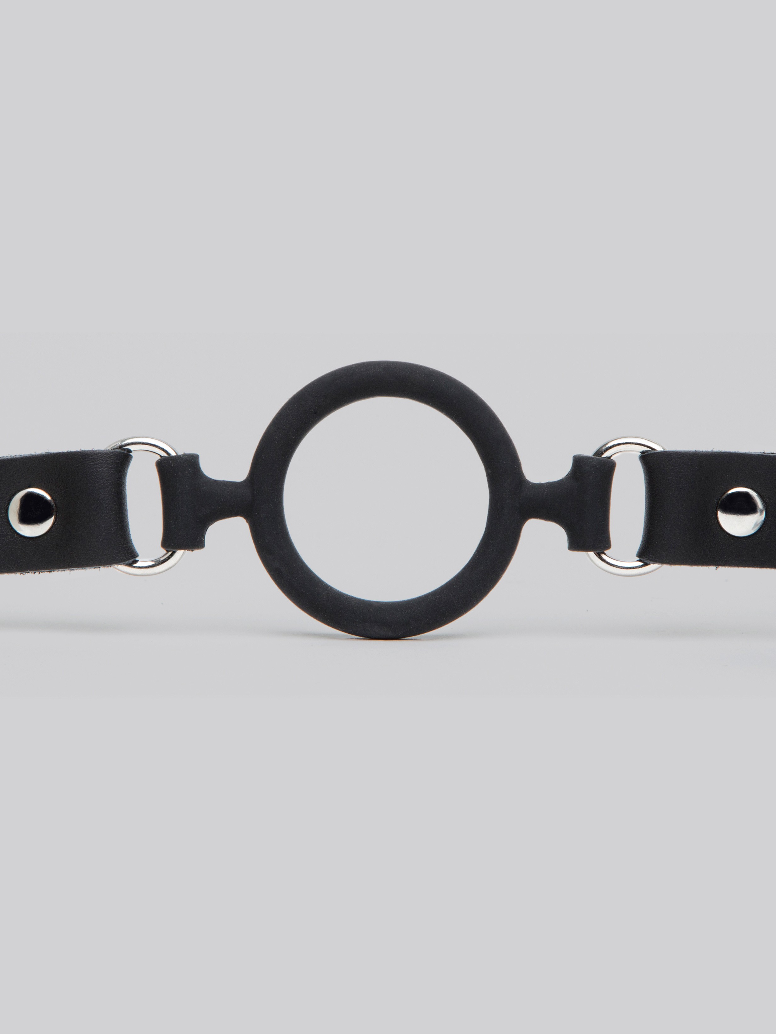 Bondage Boutique Silicone O-Ring Gag 1.5-Inches Diameter, Black, hi-res