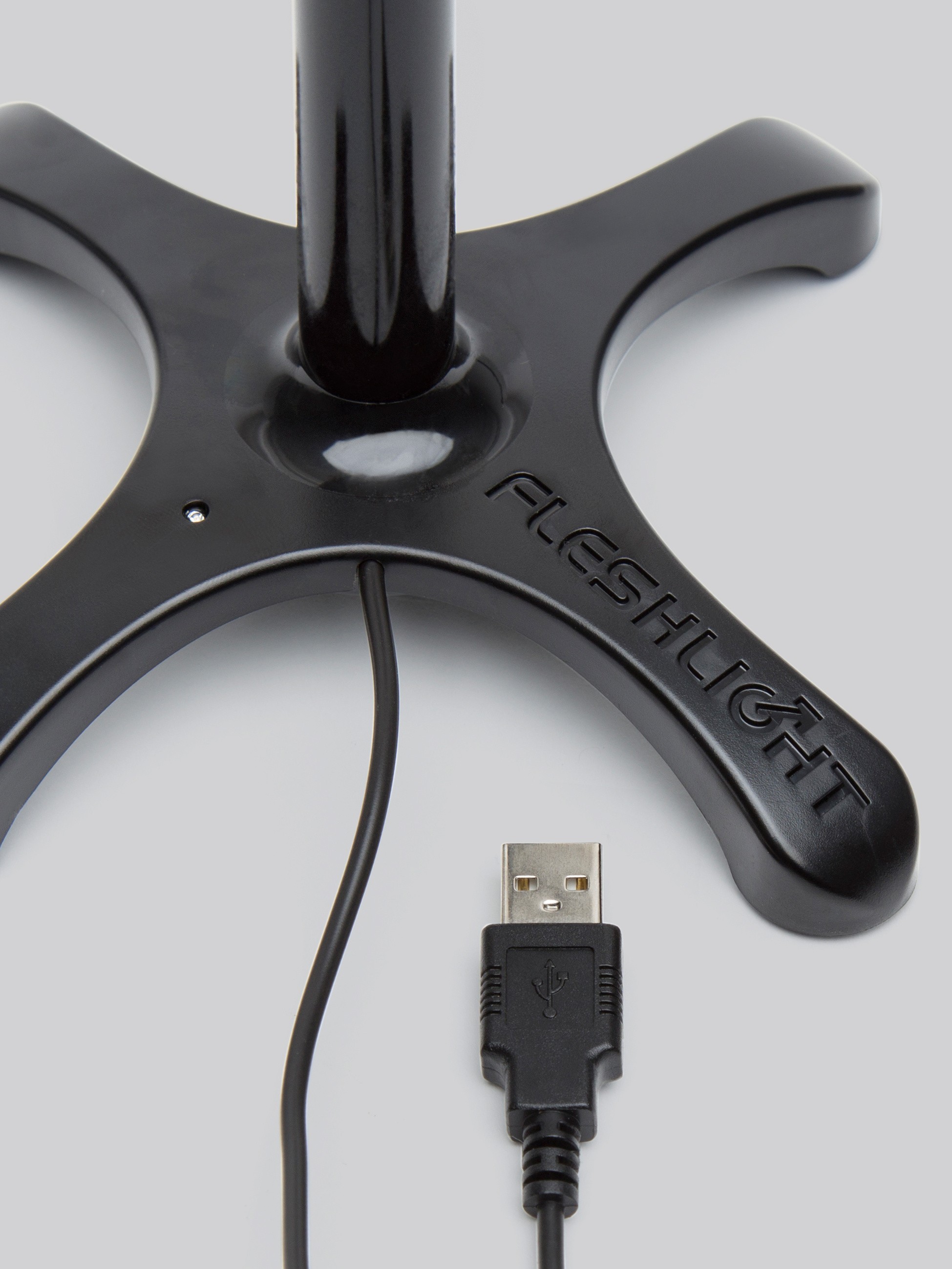 Fleshlight QUICKSHOT USB Sleeve Warmer, Black, hi-res