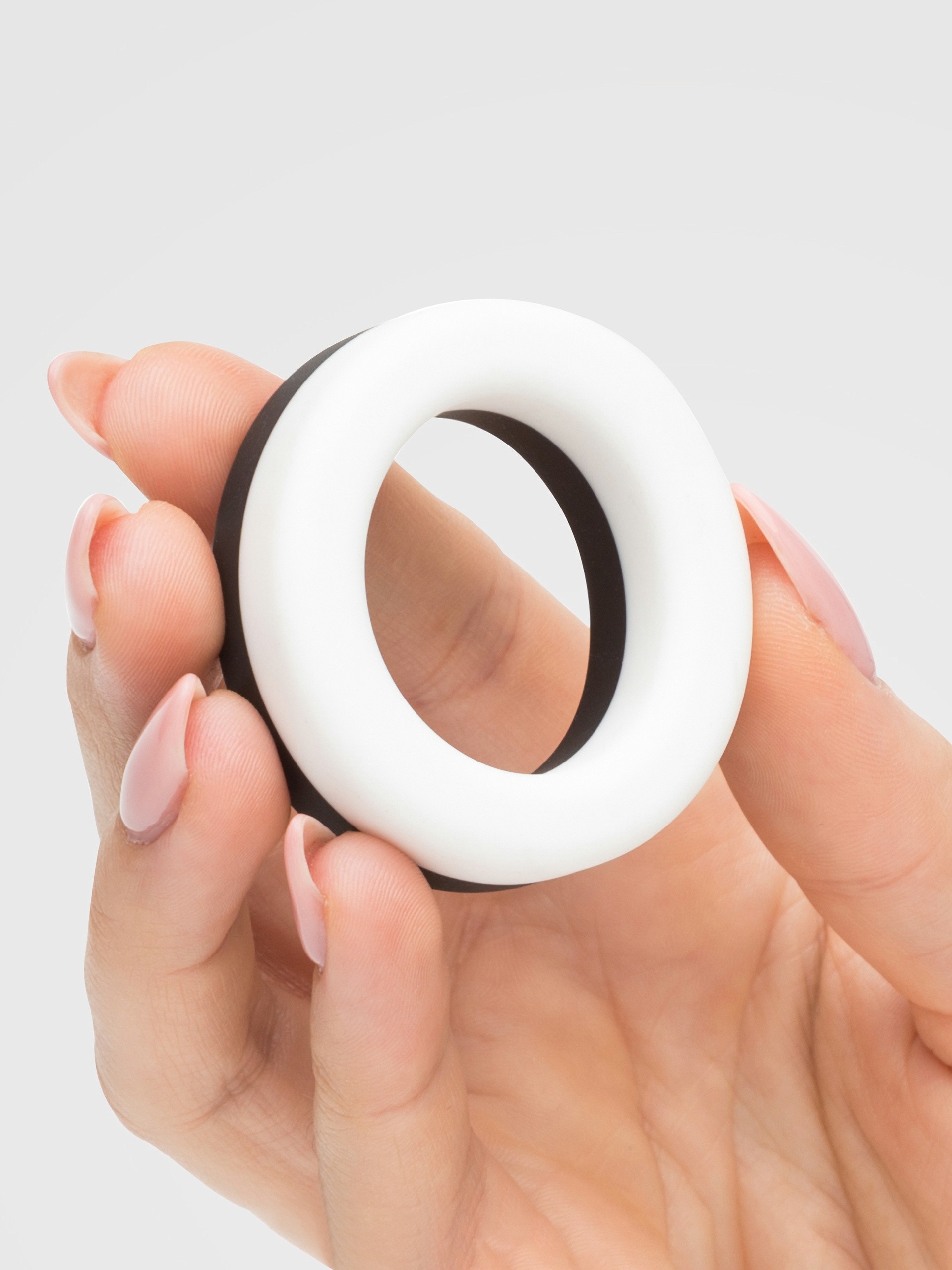 Lovehoney Thick Silicone Cock Ring, Black, hi-res