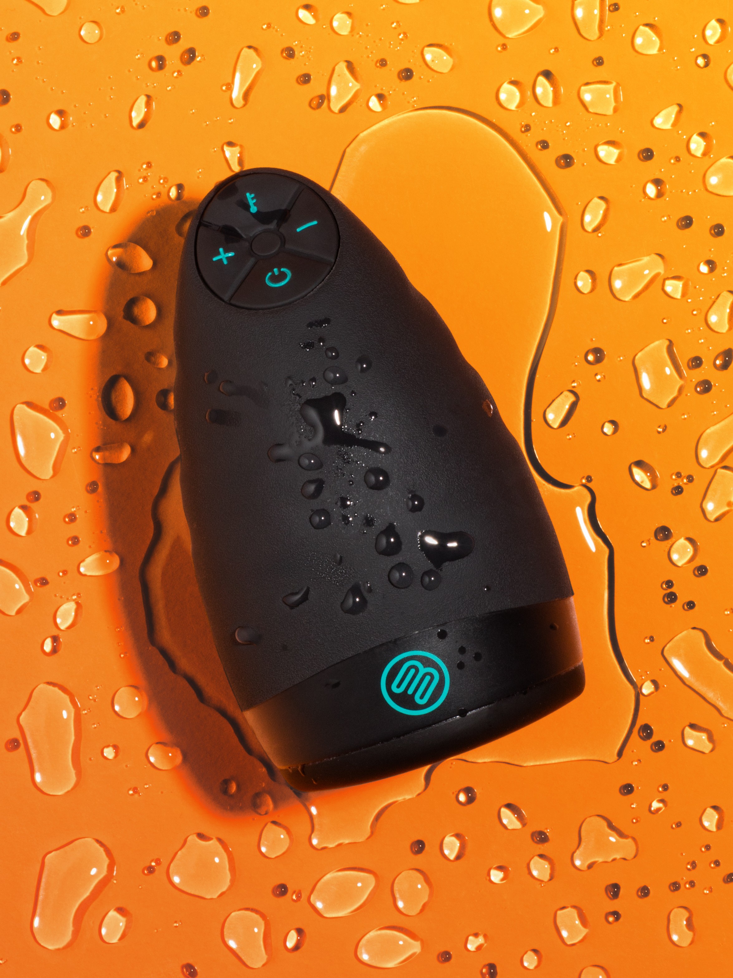 Blowmotion Warming Vibrating Male Masturbator, Black, hi-res