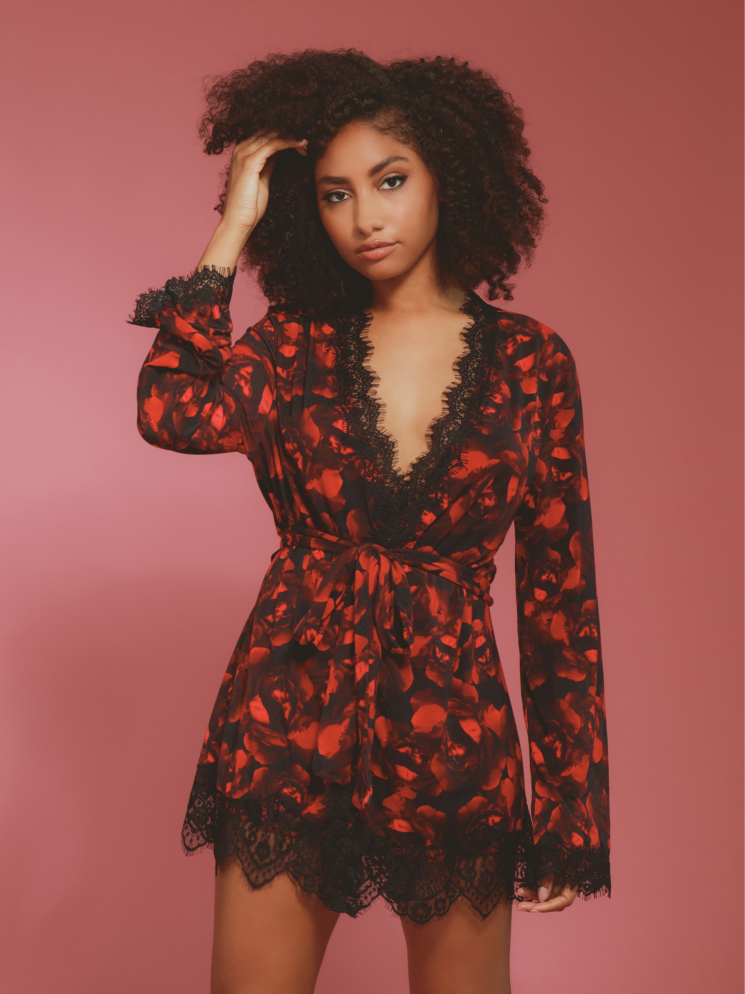 Oh La La Cheri Black Rose Print Lace Trim Robe, Black, hi-res