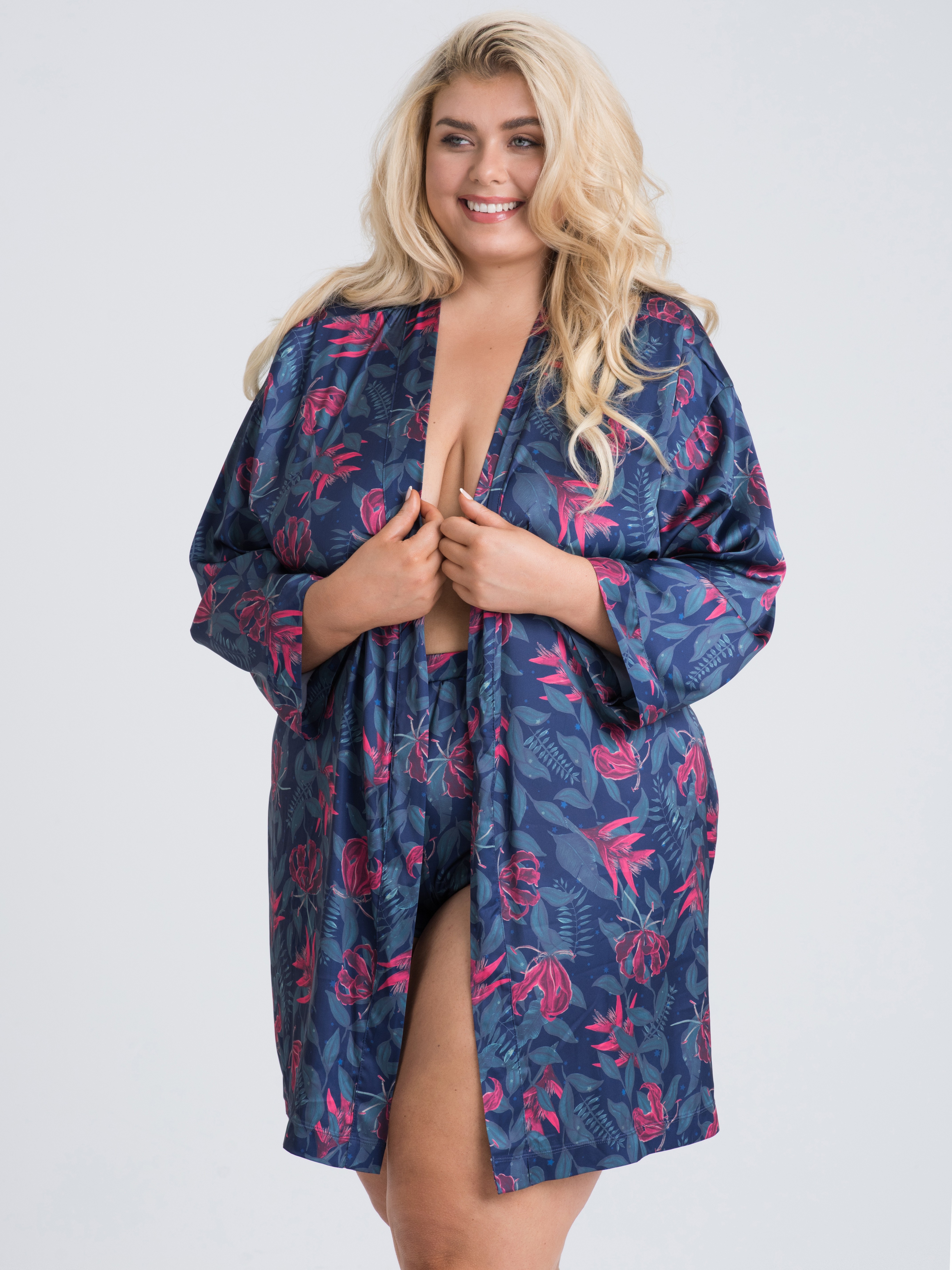 Lovehoney Moonlit Tropics Satin Robe, Black, hi-res