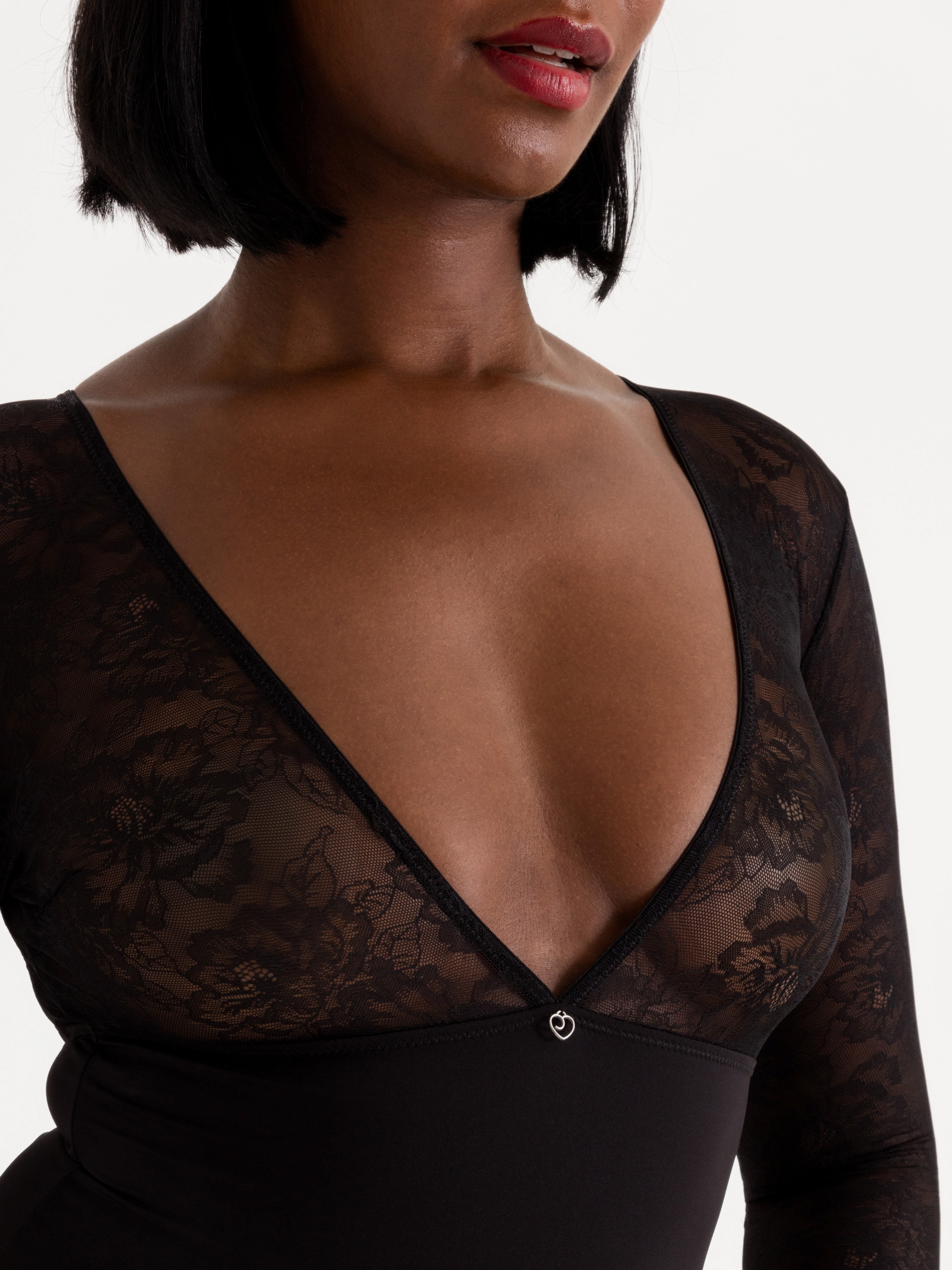 Lovehoney Hourglass Black Smoothing Long Sleeve Crotchless Teddy, Black, hi-res