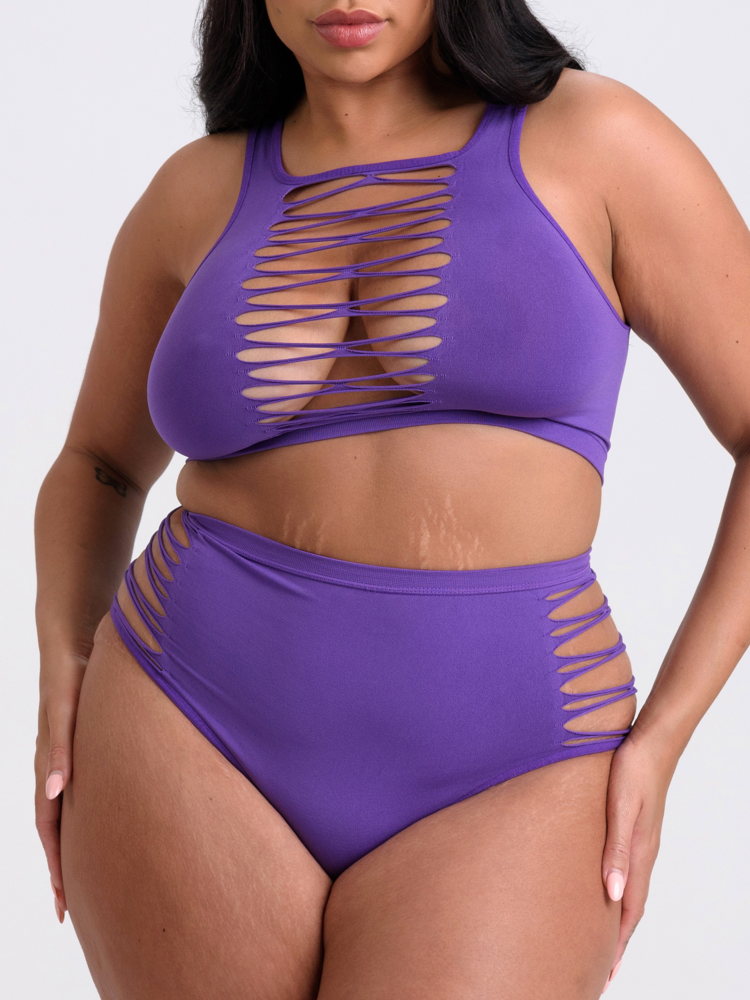 Lovehoney Plus Size Viva Purple Criss-Cross Bra Set, Purple, vanilla
