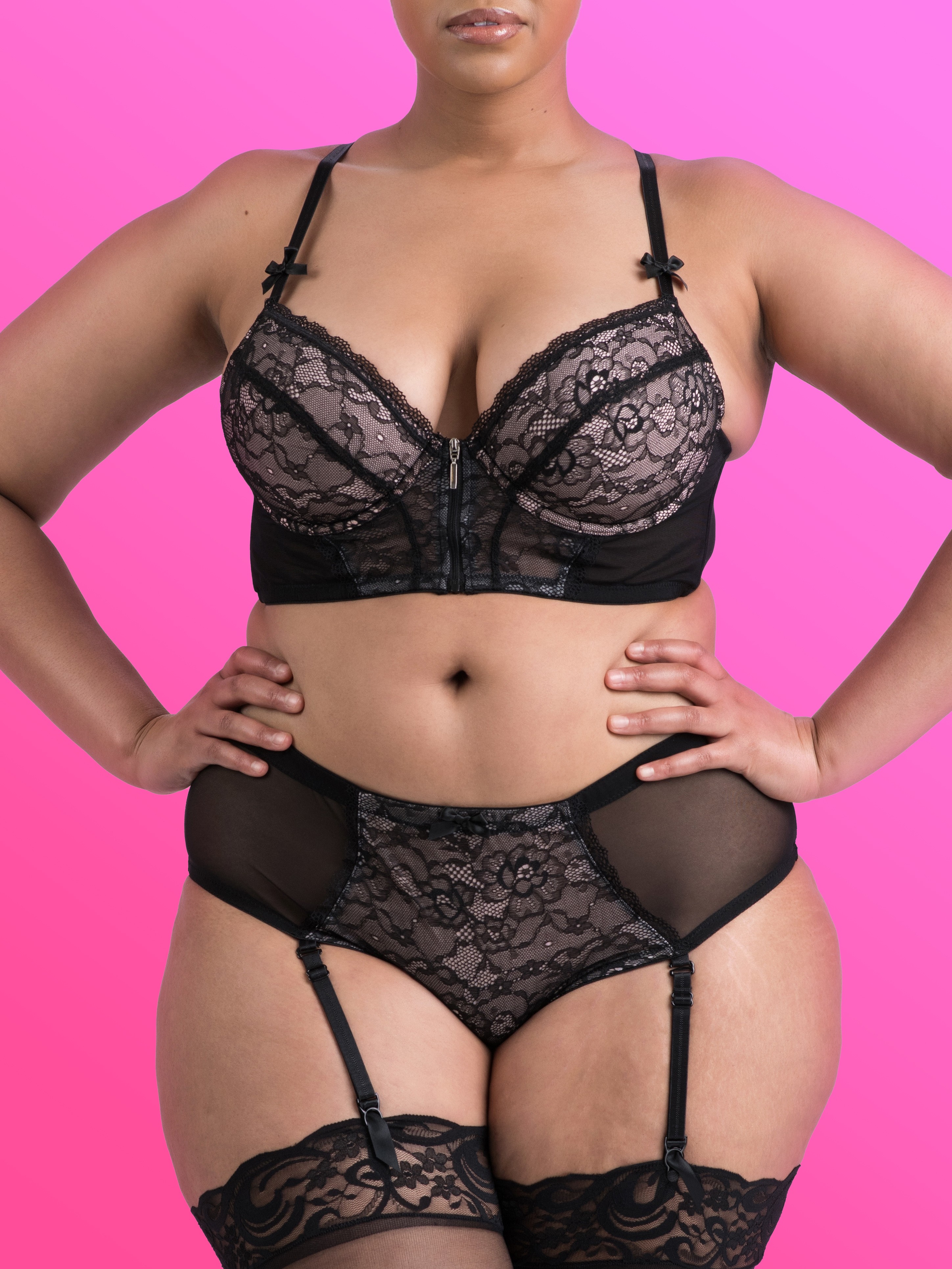 Lovehoney Entice Me Black Lace Crotchless Bra Set, Black, vanilla