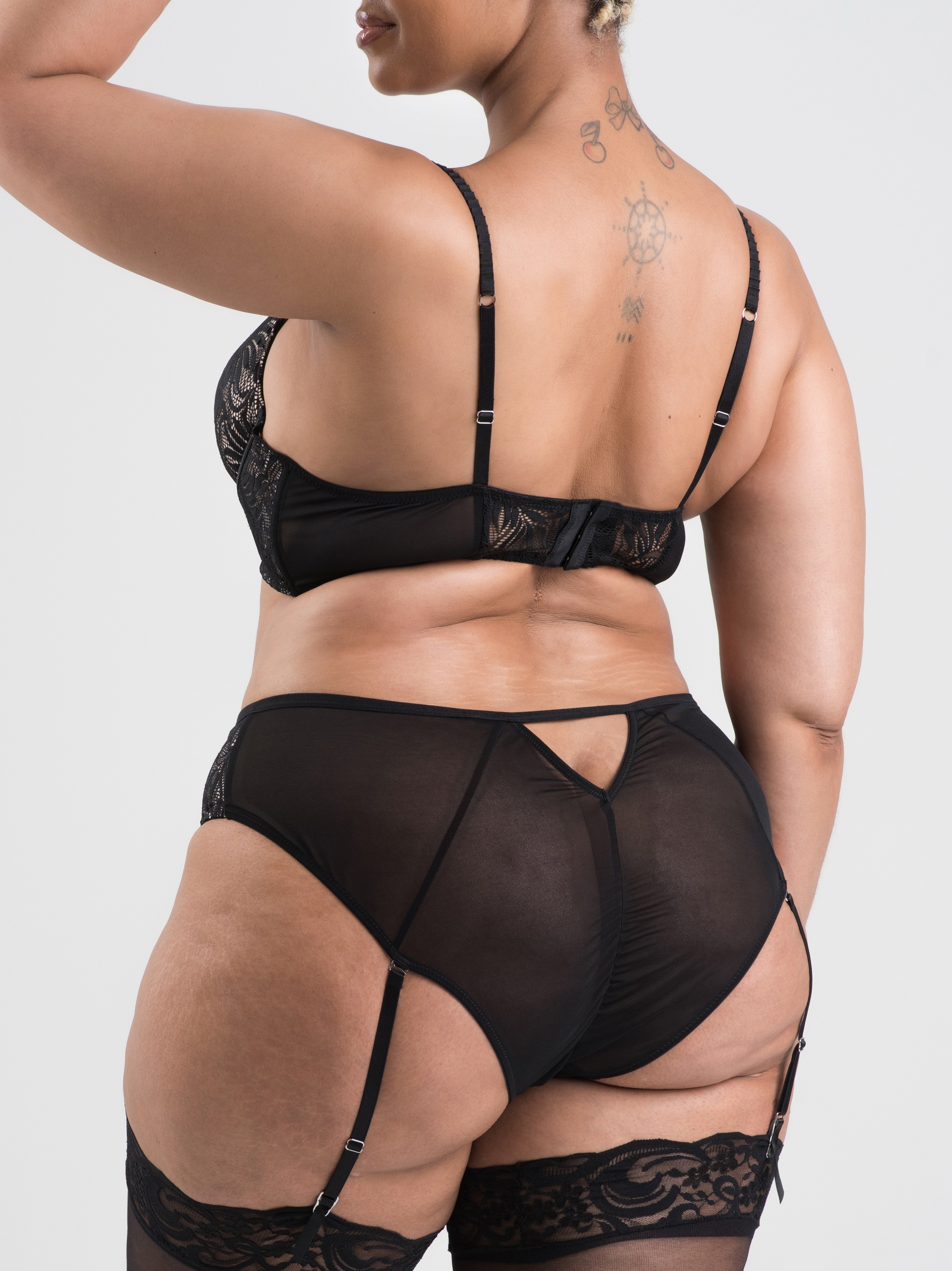 Lovehoney Parisienne Charm Lace Crotchless Bra Set, Black, vanilla