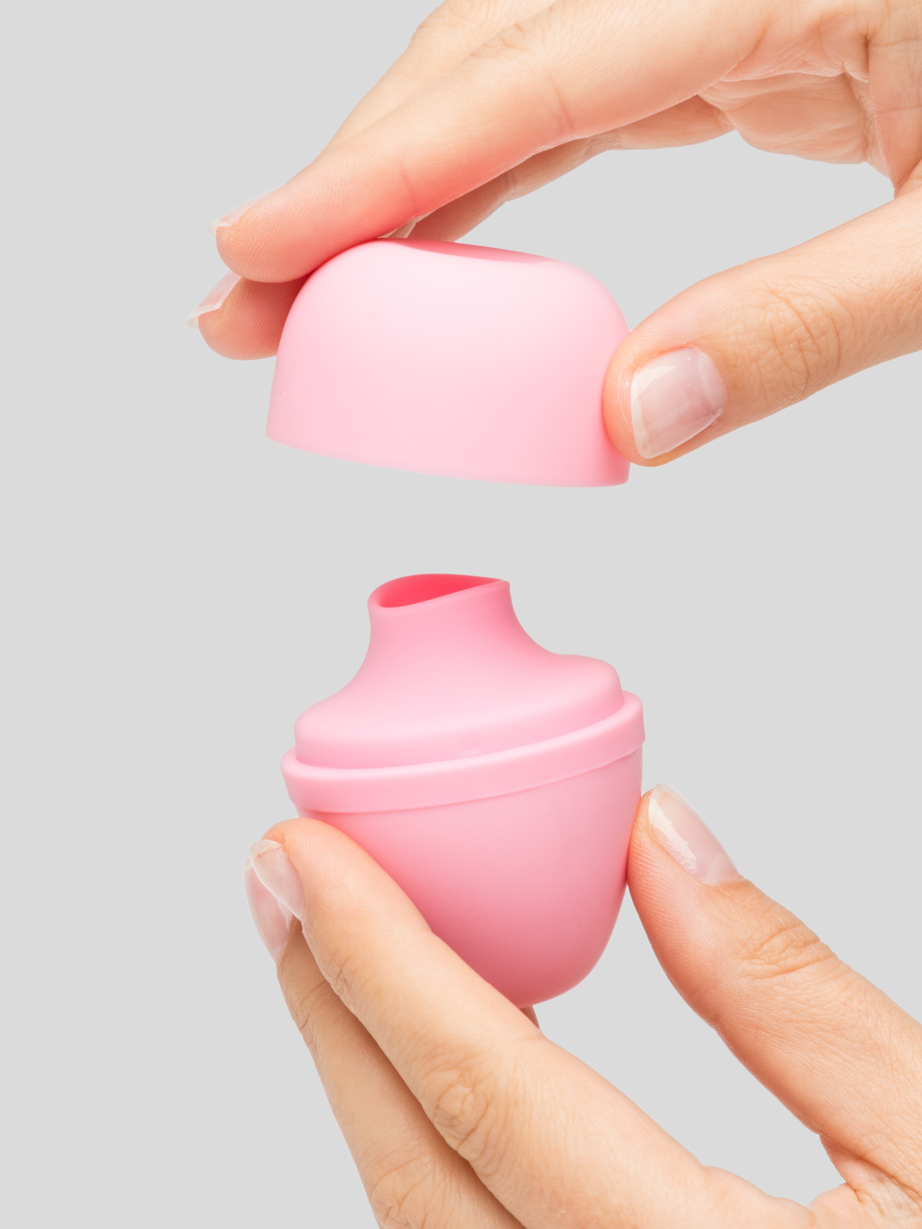 Skins Minis The Scream Silicone Flickering Tongue Vibrating Egg, Pink, hi-res