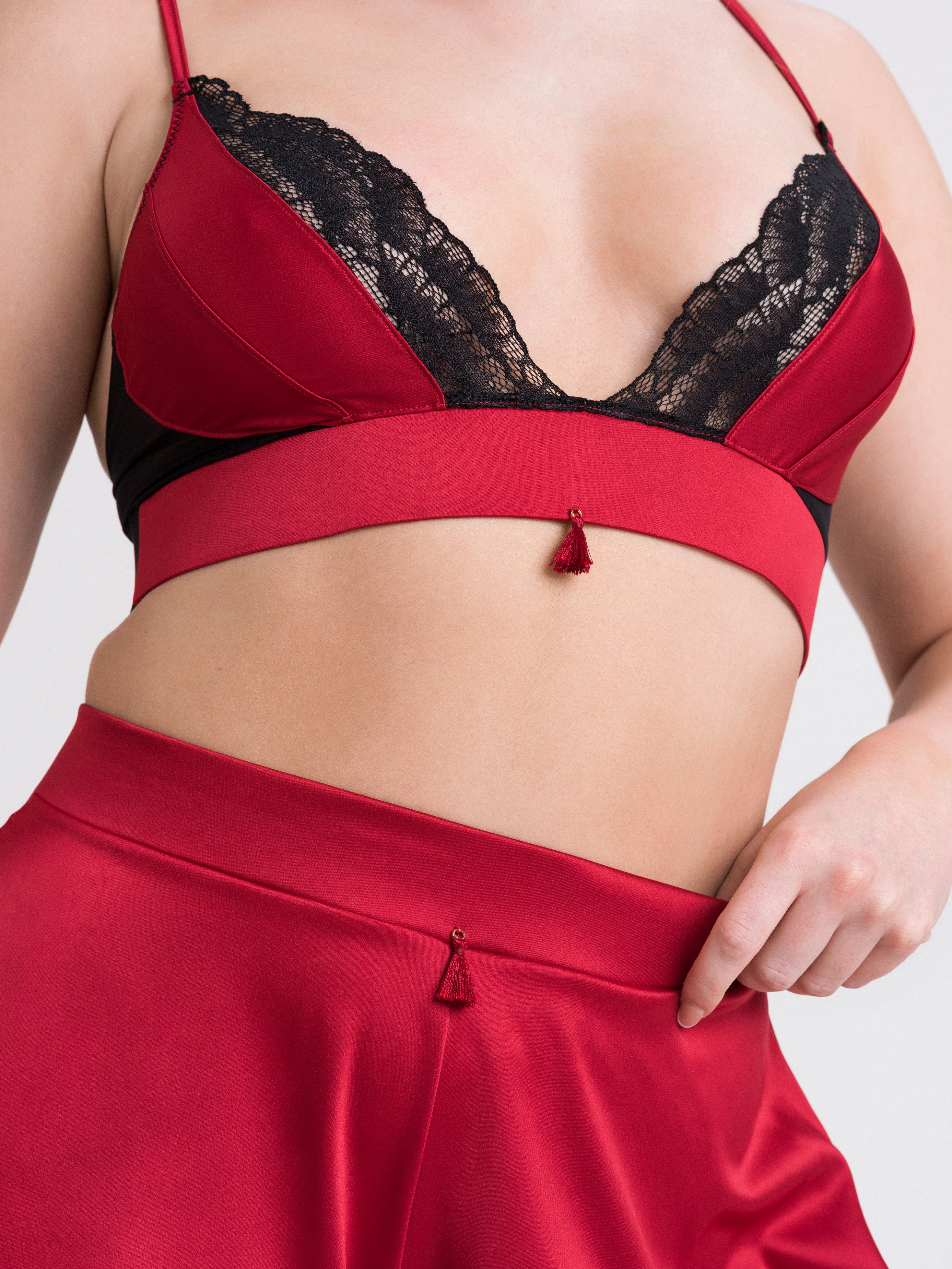 Lovehoney Empress Red Satin Bra and French Knickers Set, Red, hi-res