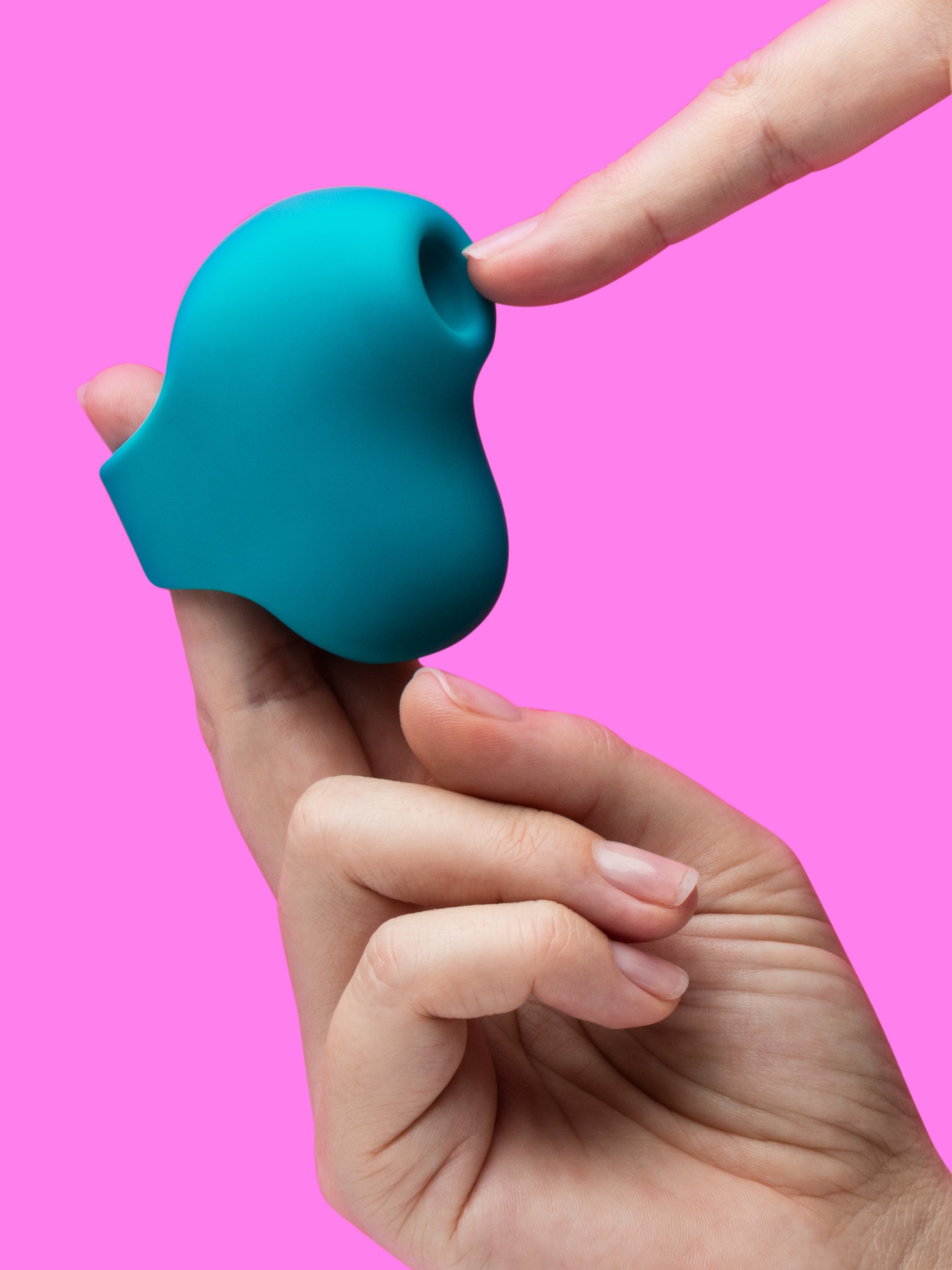 Lovehoney mon ami Thrillseeker Finger Clitoral Suction Stimulator , Blue, hi-res