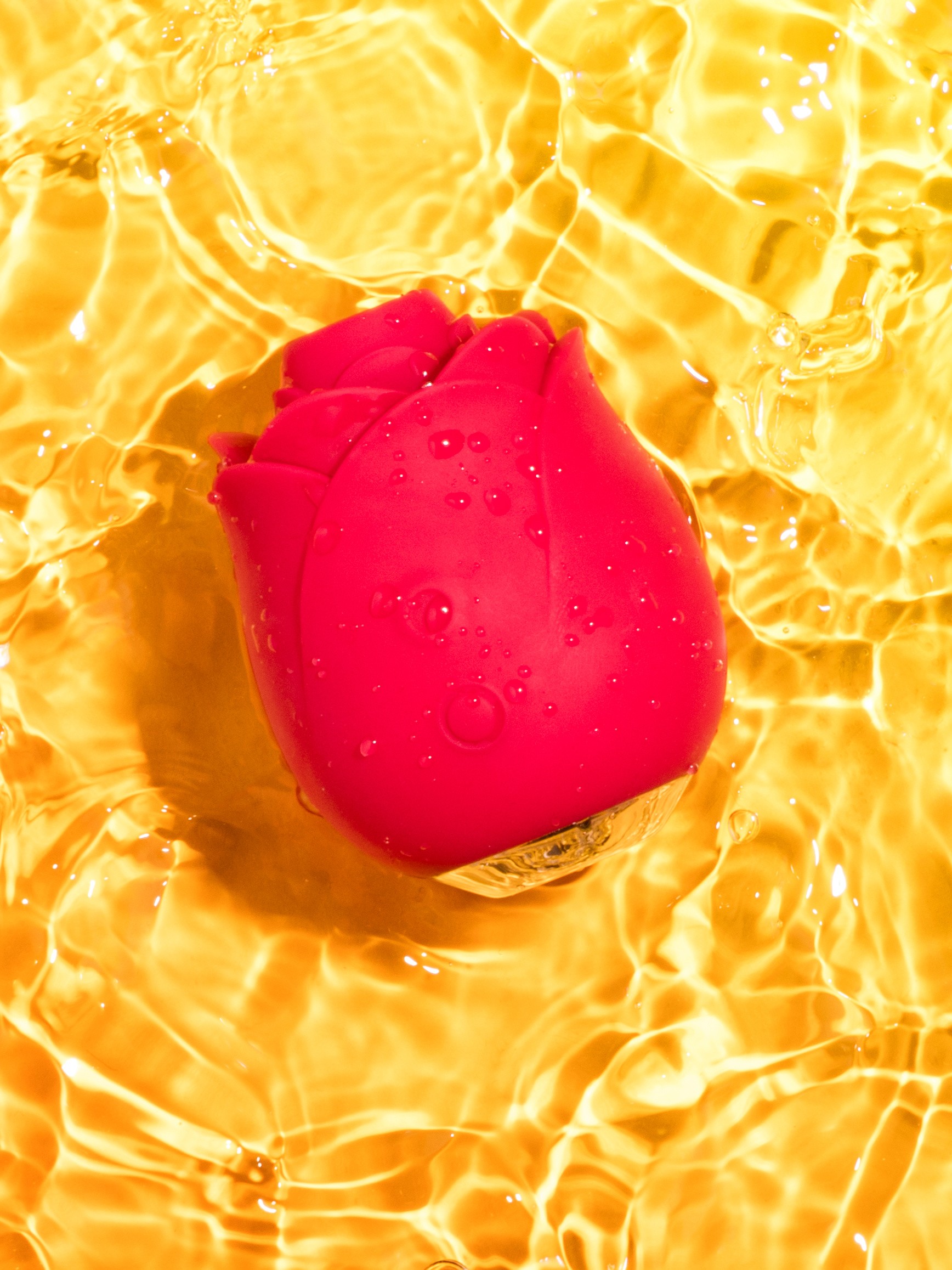 Lovehoney Plus Size Rose Unwrap Me Bundle, , hi-res