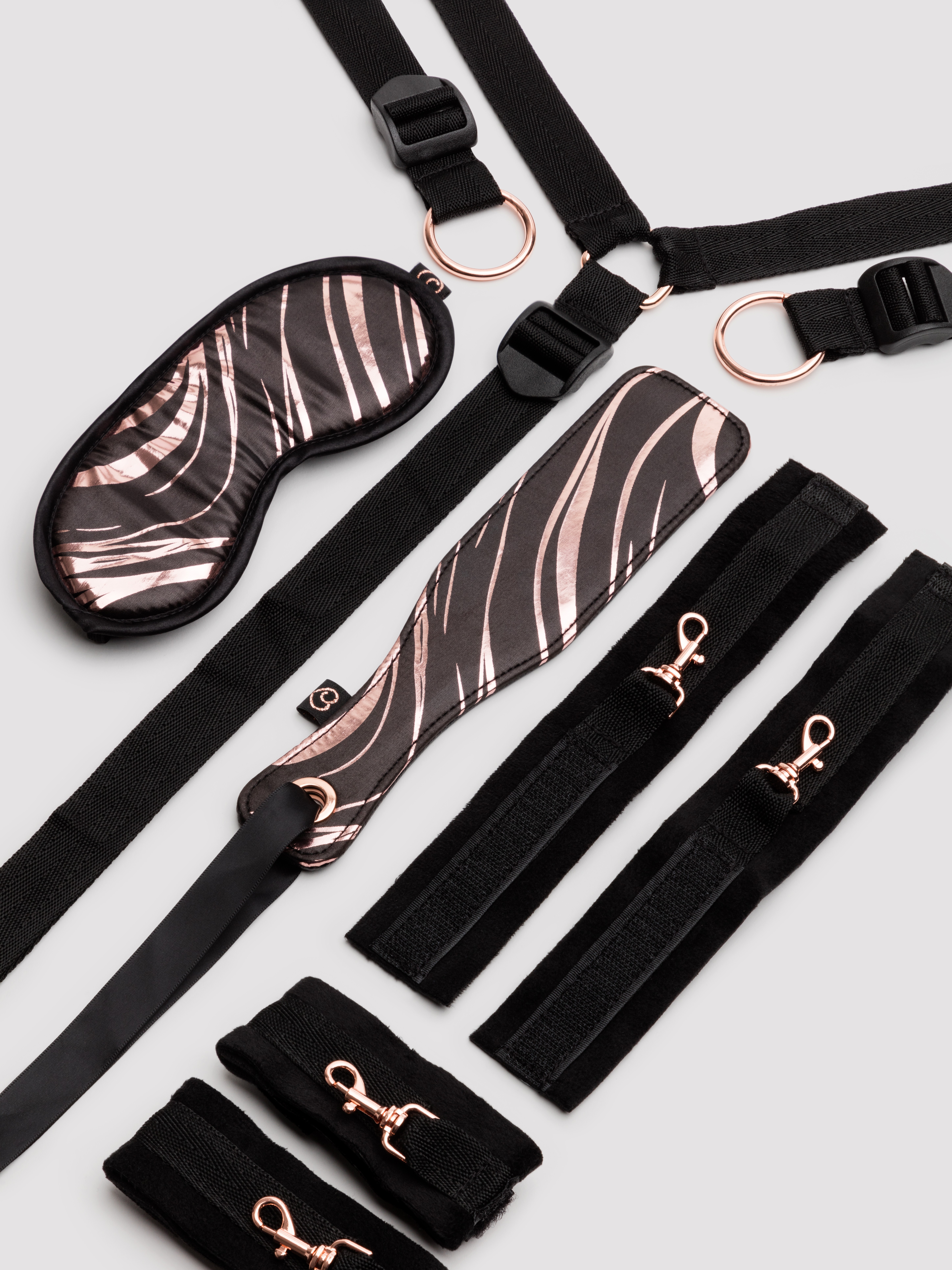 Lovehoney X Womanizer Couple's Sex Toy Gift Set, Red, hi-res