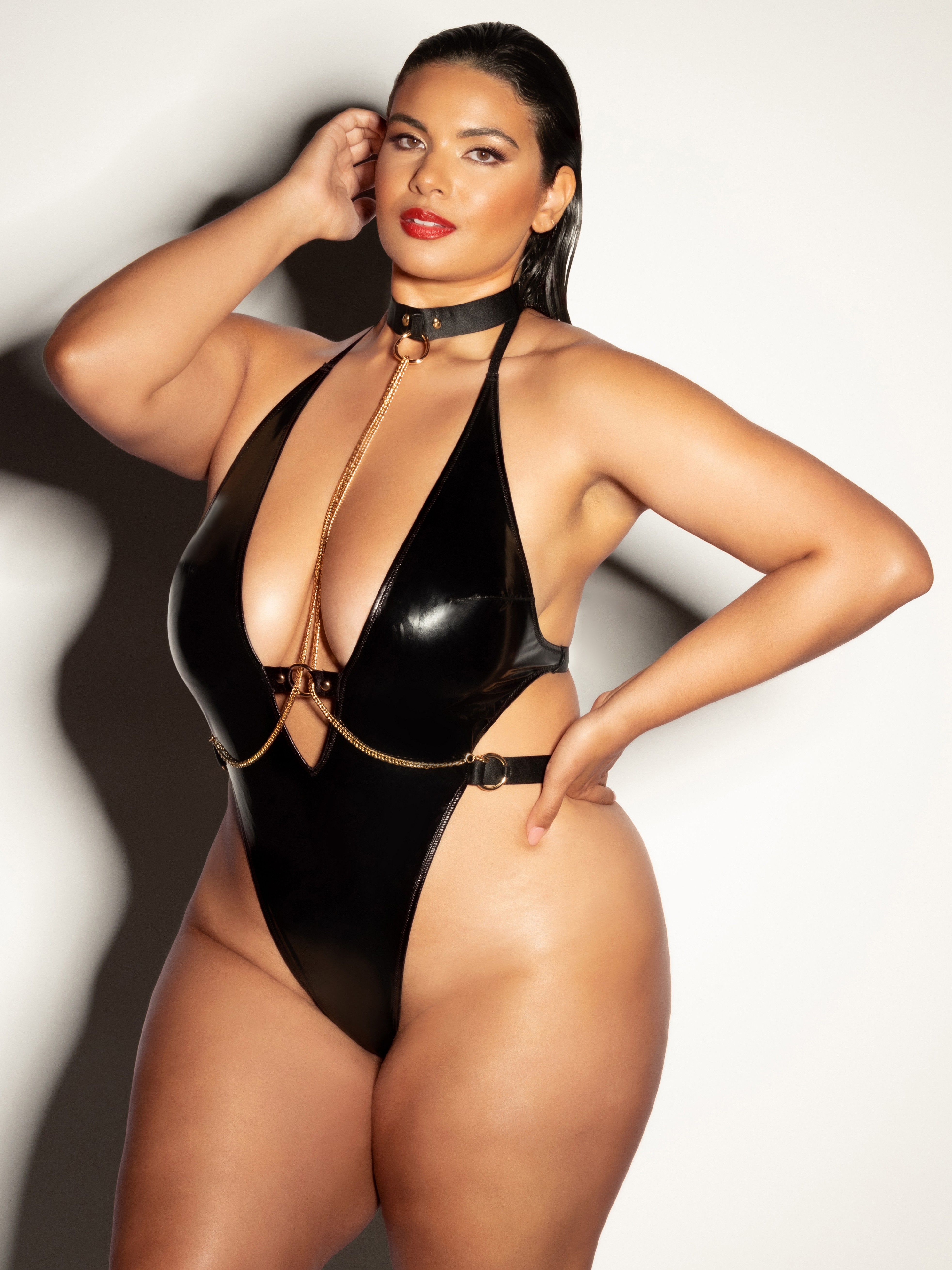 Oh La La Cheri Black Seductive Vinyl Body With Cuffs, Black, hi-res