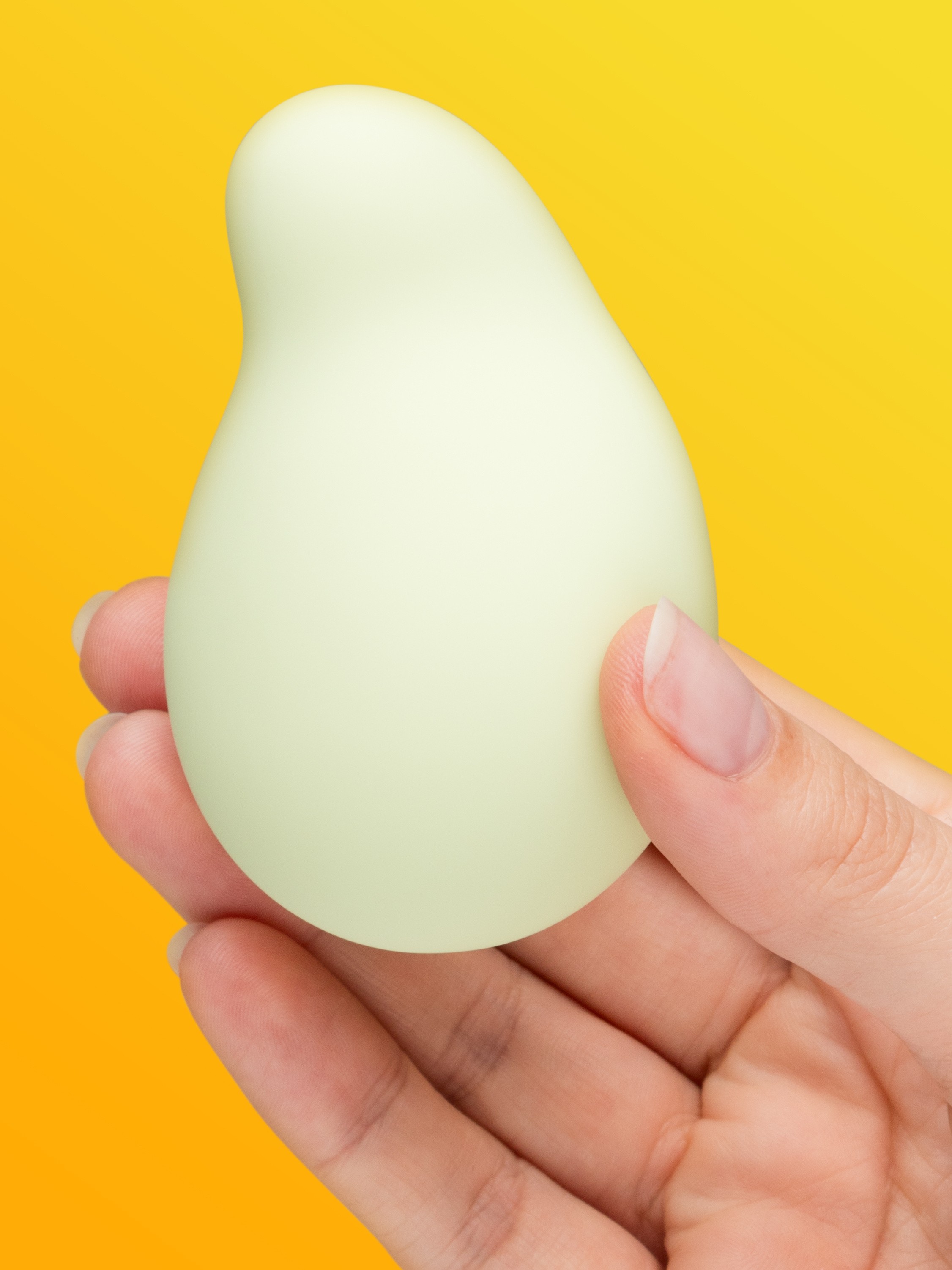 Iroha by Tenga MIDORI Soft Touch Extra Quiet Clitoral Vibrator, Green, hi-res