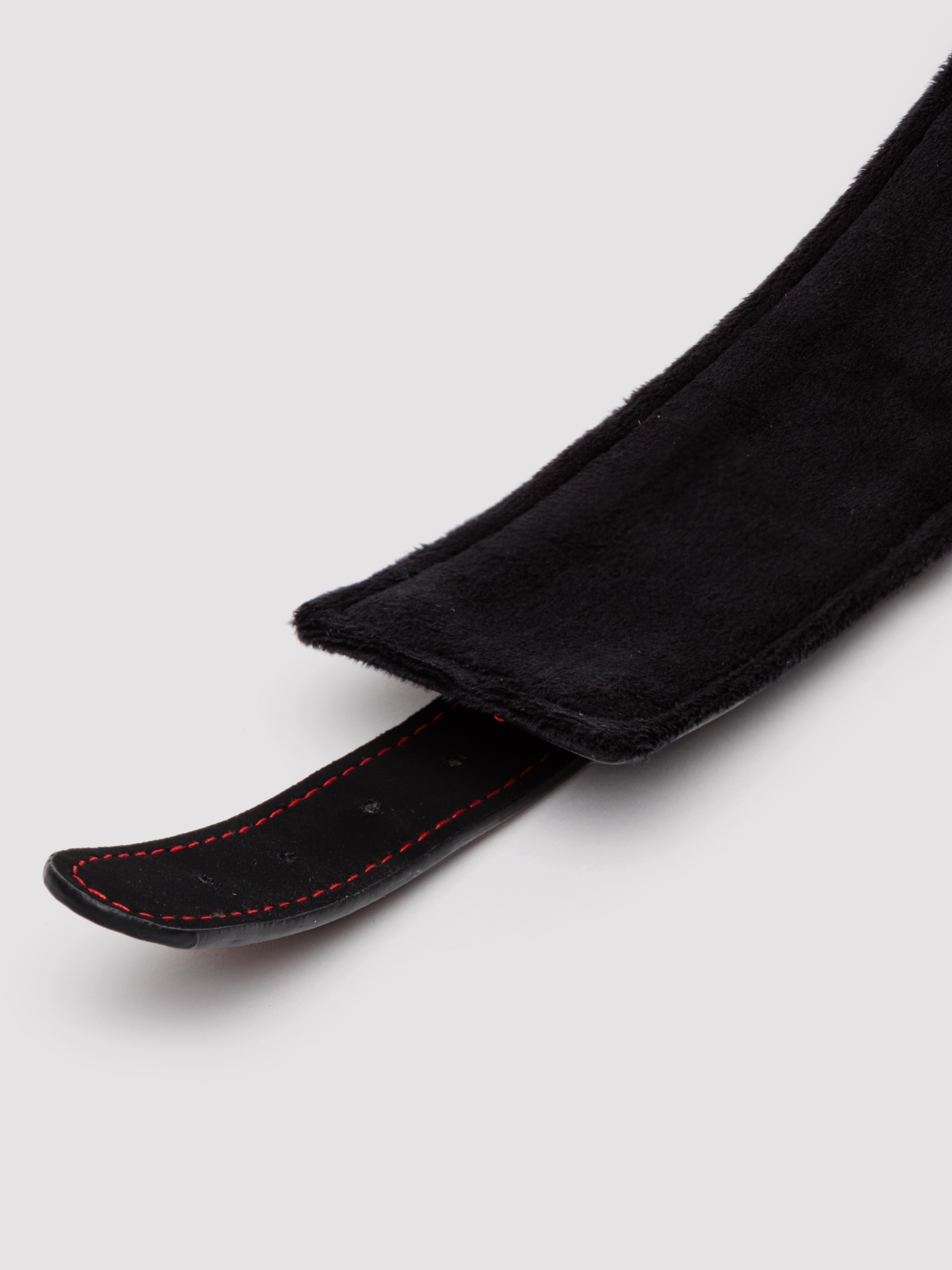 Bondage Boutique Heart Blindfold and Cuff Set (2 pieces) , Black, hi-res