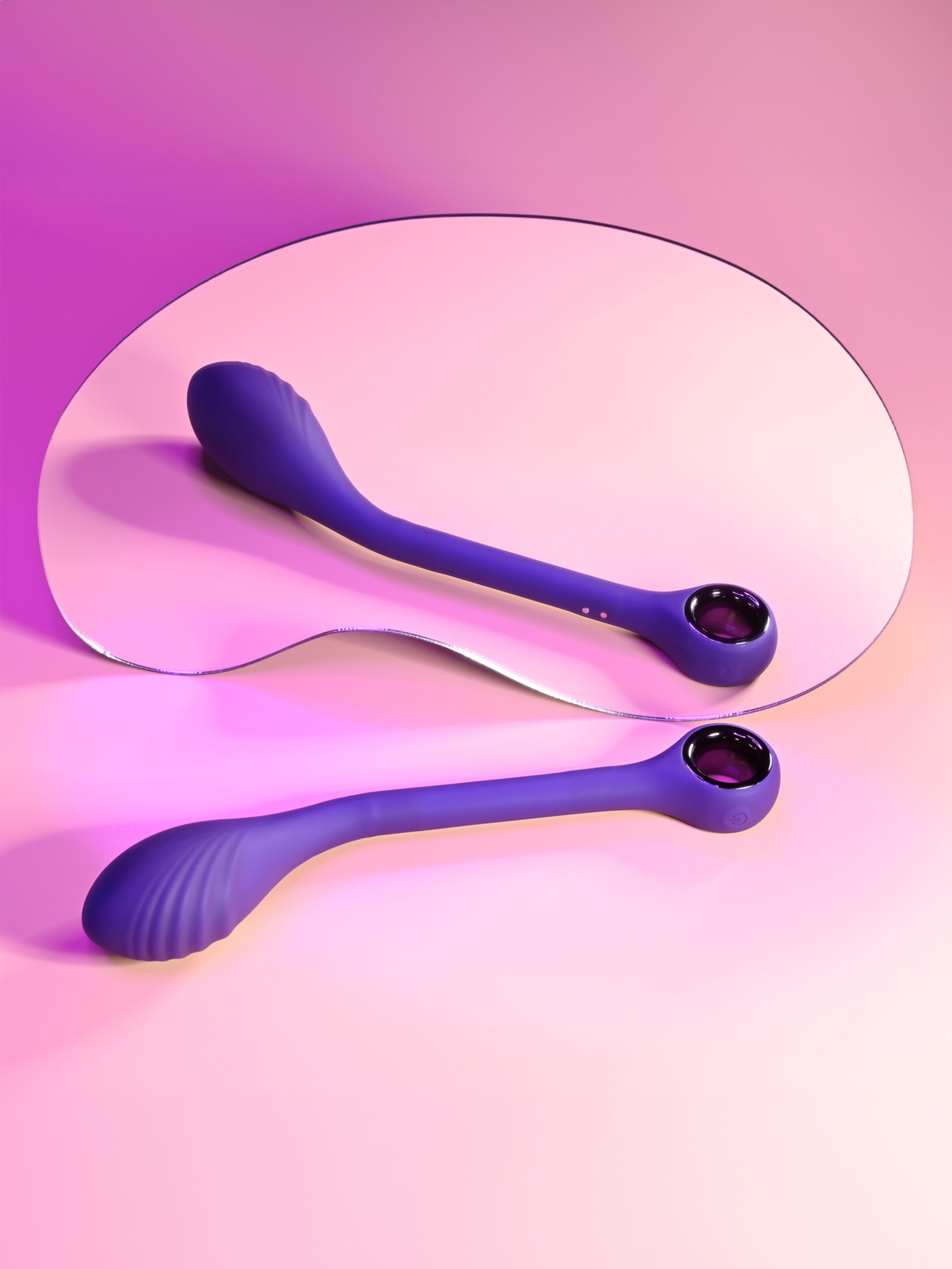 Playboy Spot On Flexible Rechargeable G-Spot Vibrator, Purple, hi-res