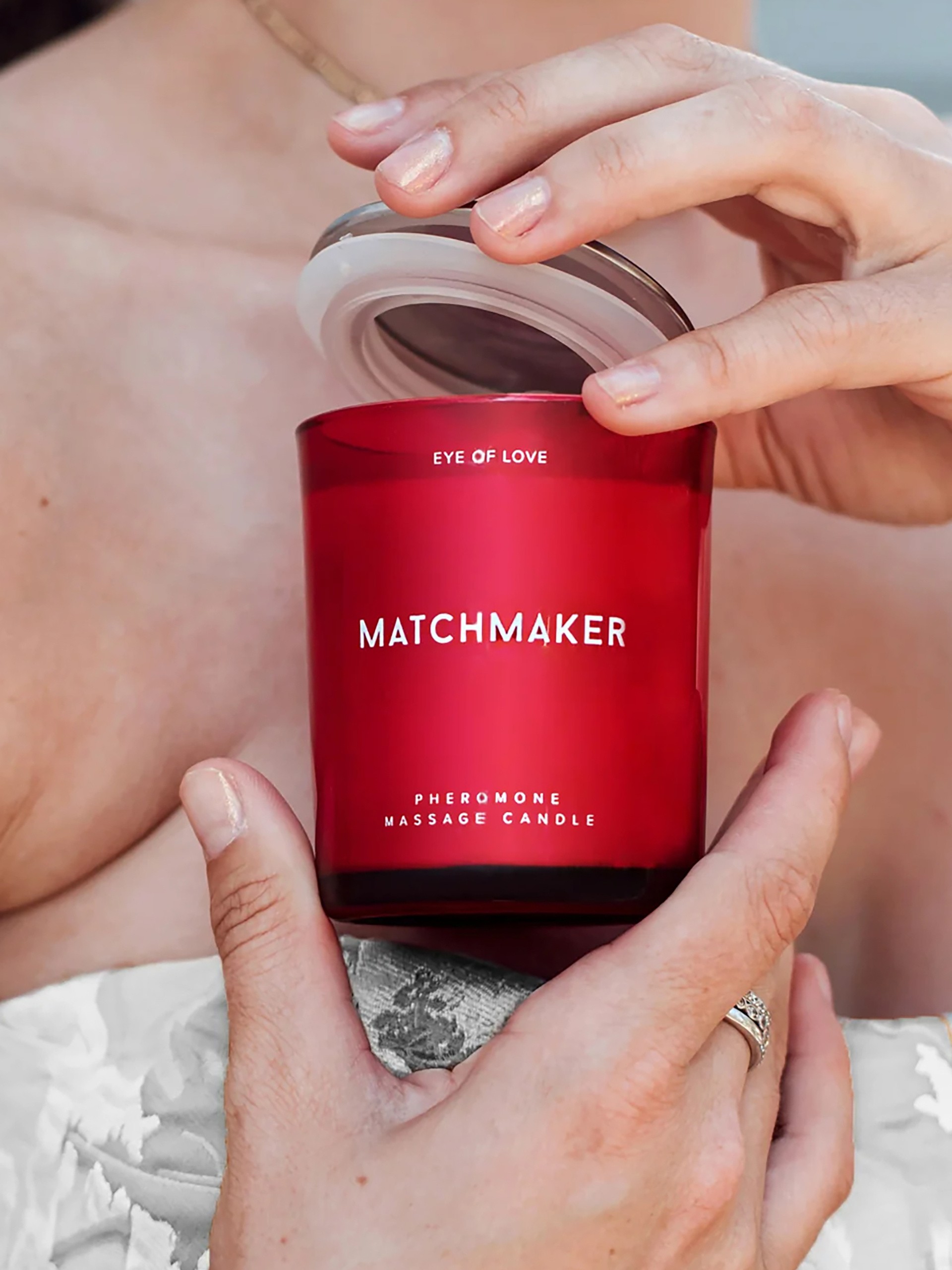 Matchmaker Eye of Love Red Diamond Pheromone Massage Candle 150g, , hi-res