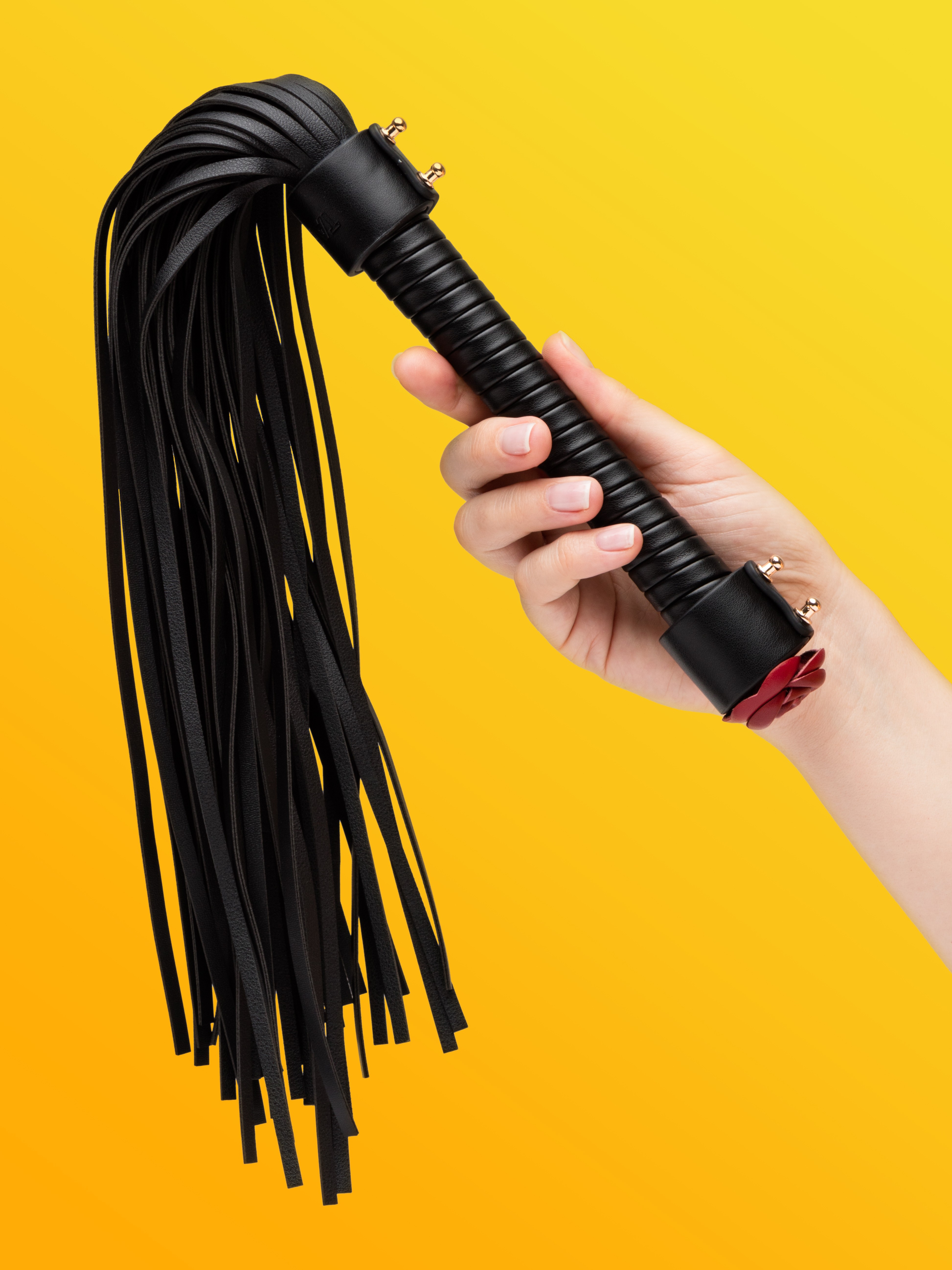 TABOOM Wild Roses Whip, Black, hi-res