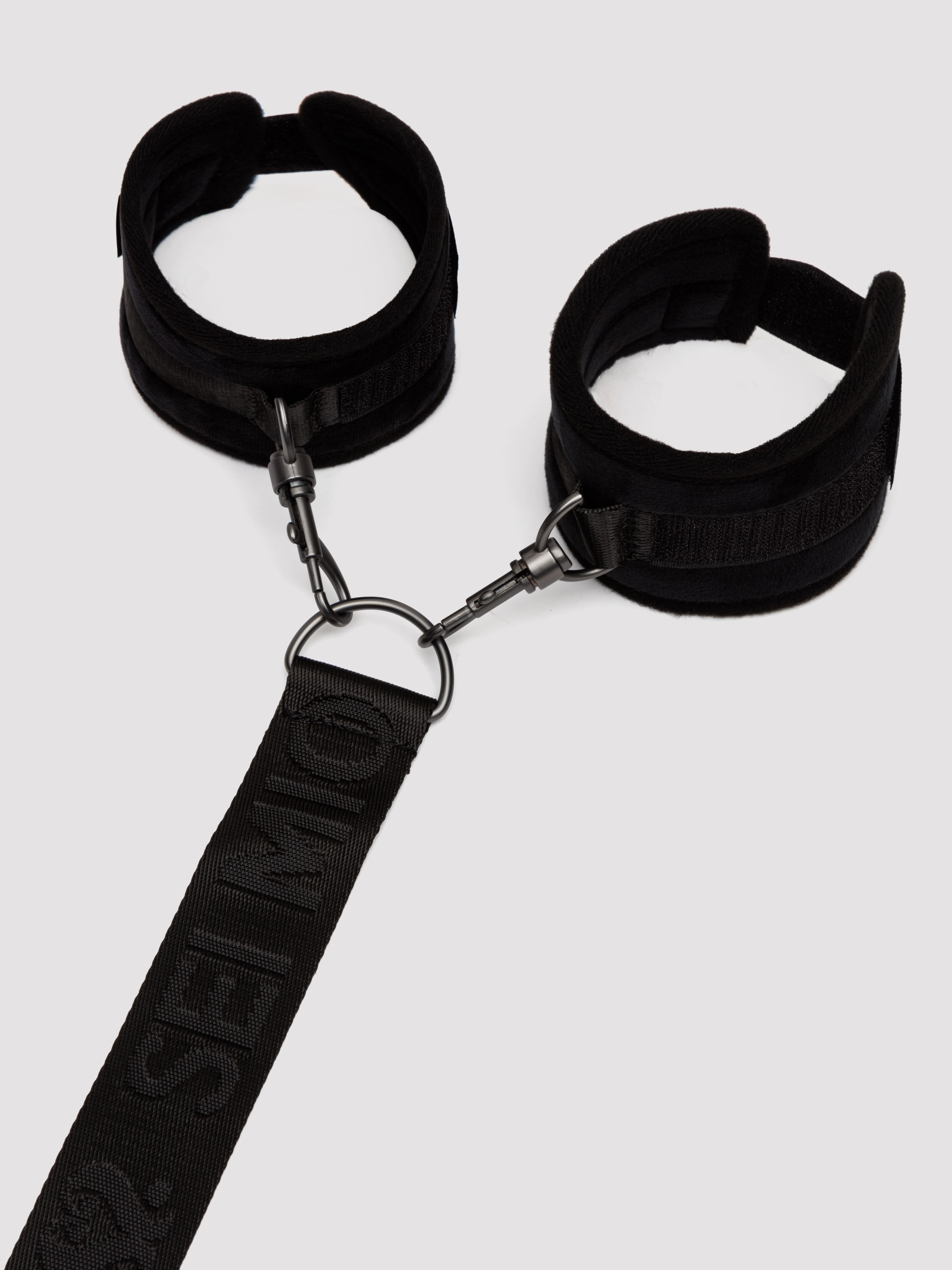 SEI MIO Neck Firmly in Check Adjustable Neck and Wrist Restraint Kit, Black, hi-res