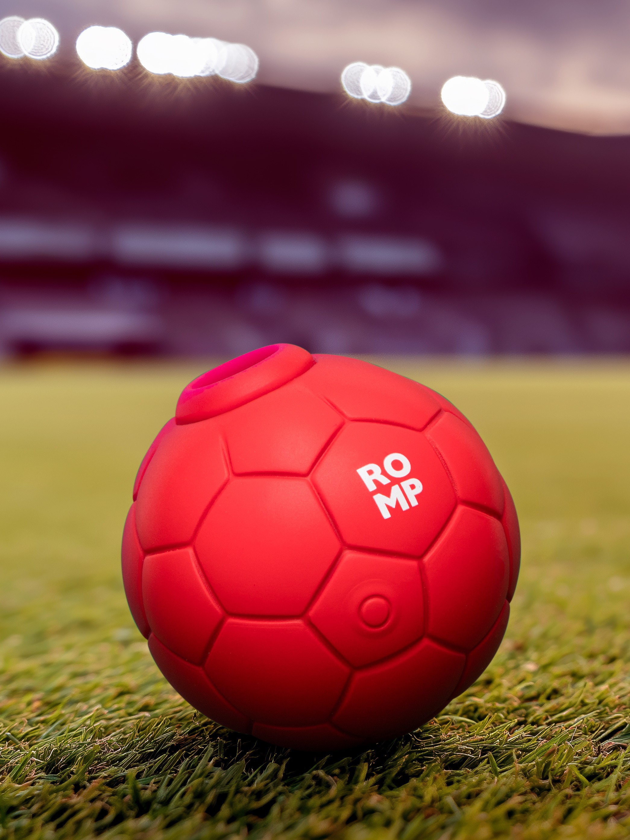 ROMP X Amorana MVP PAT Clitoral Stimulator, Pink, hi-res