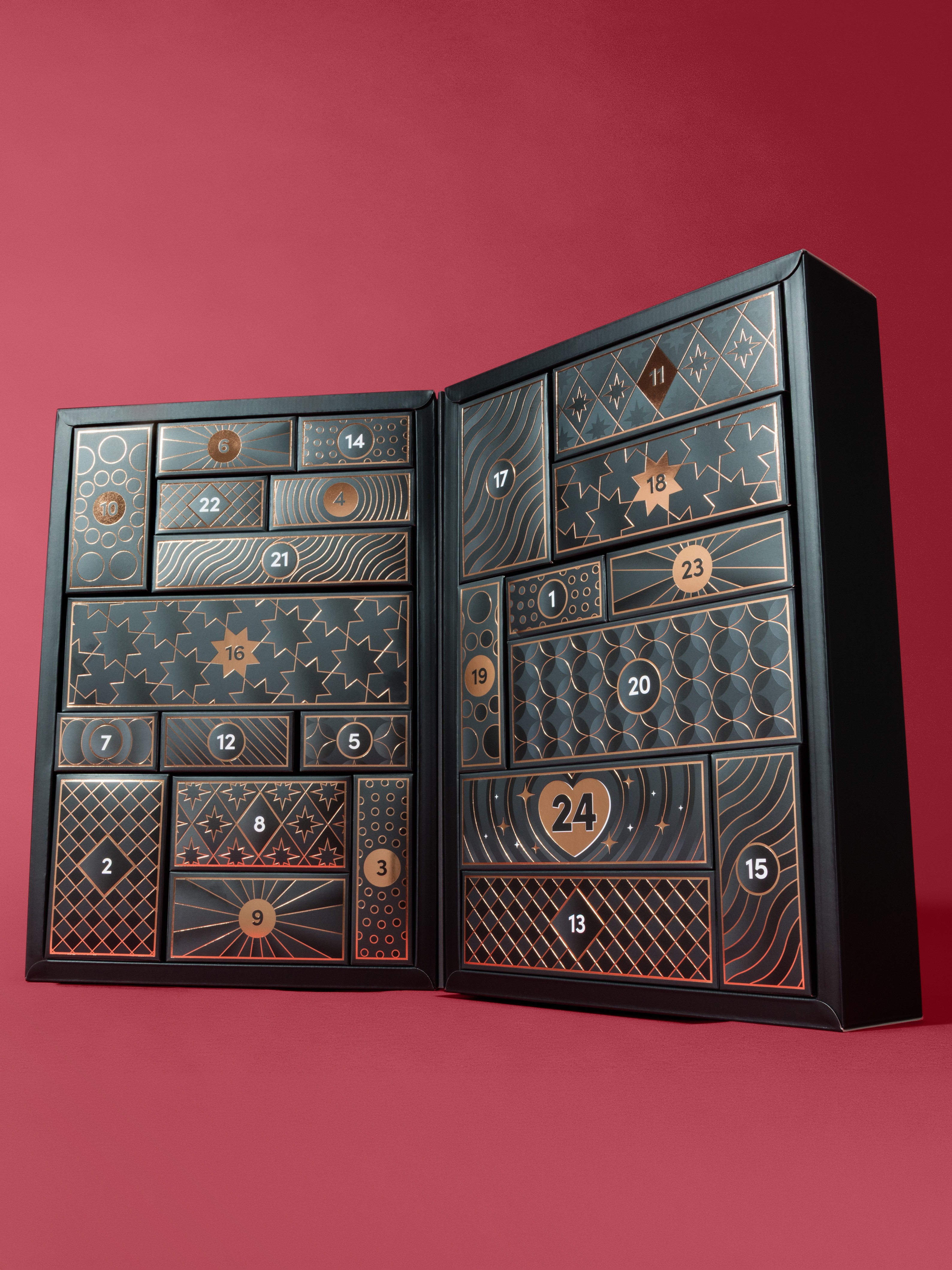 Lovehoney Luxury Advent Calendar 2026 (24 Day), Black, hi-res
