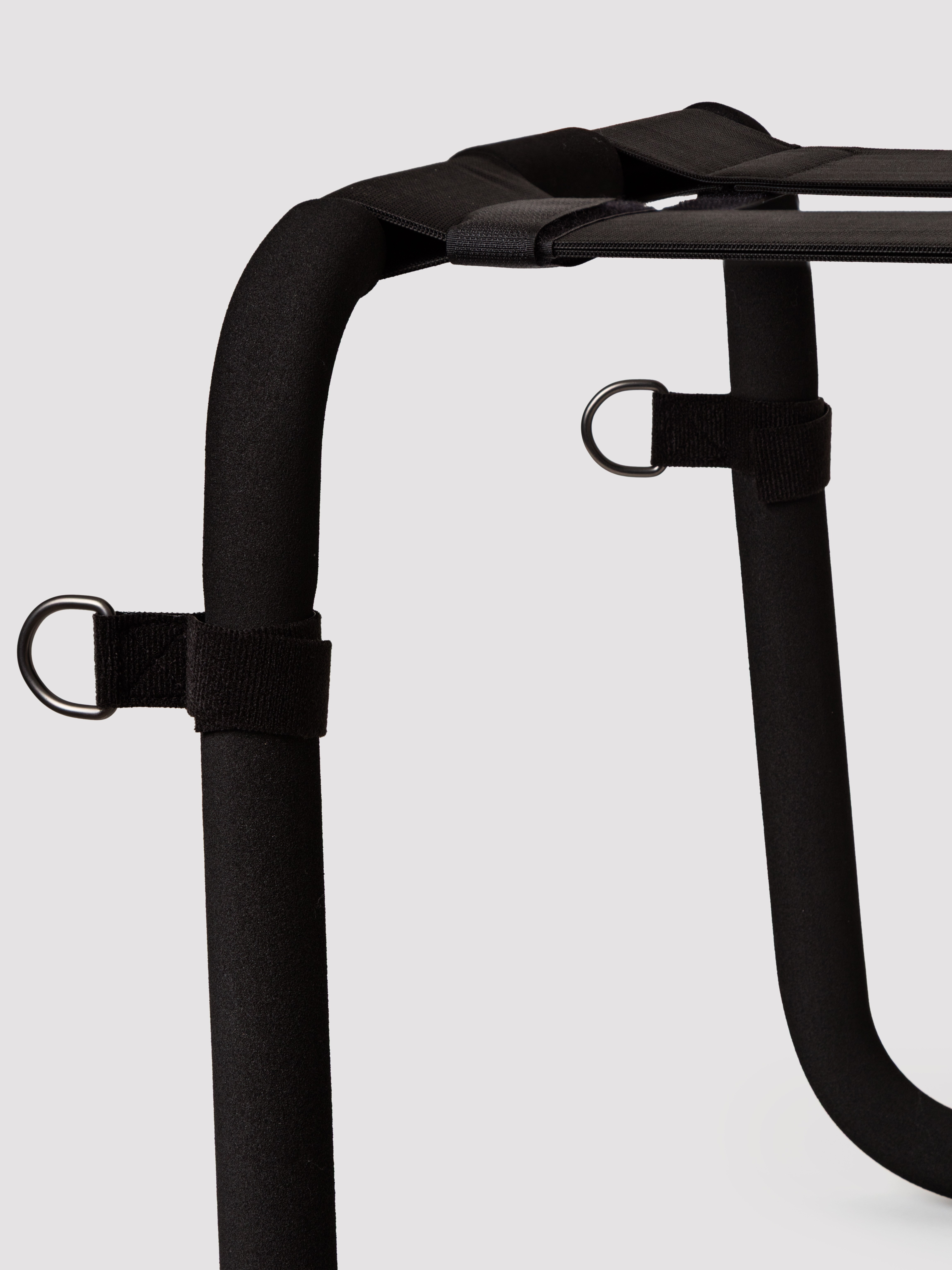 SEI MIO Majestic Mount Queening and Positioning Chair, Black, hi-res