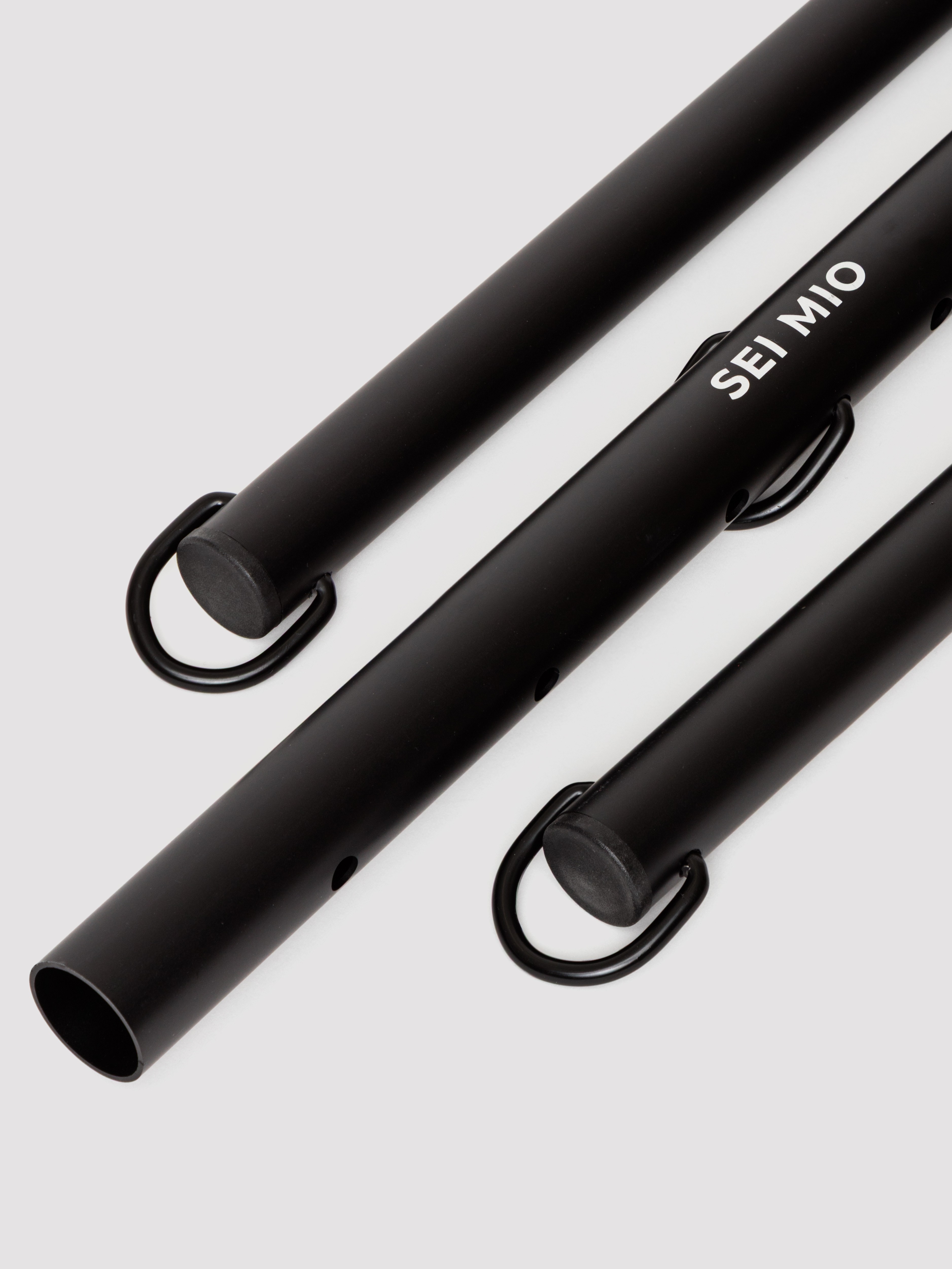 SEI MIO Spread Far and Wide Robust Adjustable Spreader Bar with Cuffs, Black, hi-res
