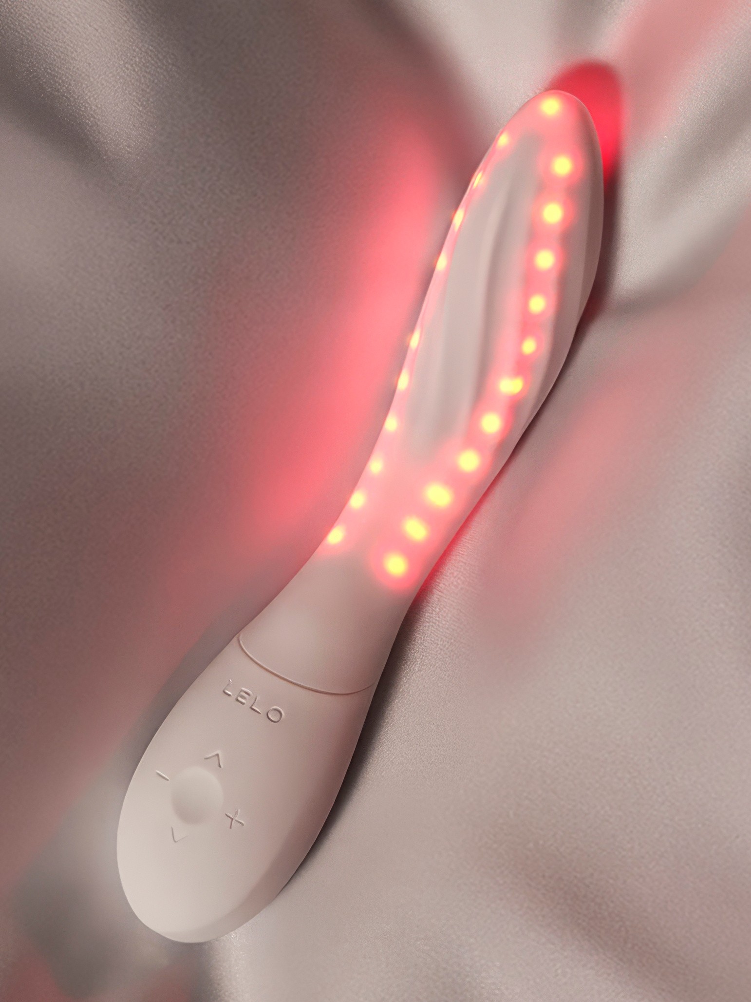 Lelo Mona Spectra App Controlled Red Light Intimate Massager, White, hi-res
