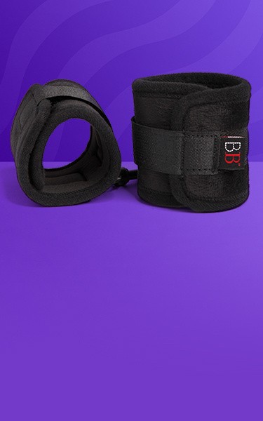 DND-UT50-Off-Bondage-52050-Menu-Card-375x600-Live-Text