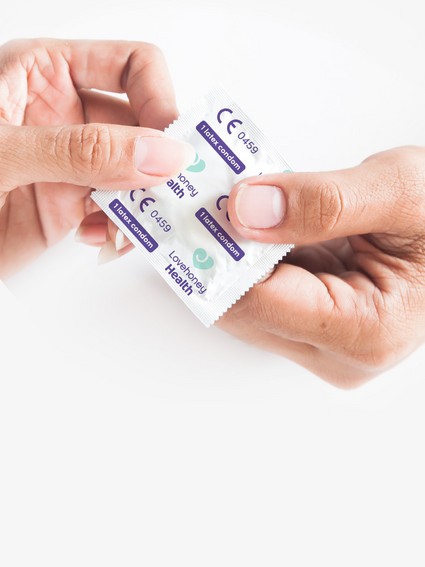 LH-Health-How-to-use-Condoms---Blog-NAV-4
