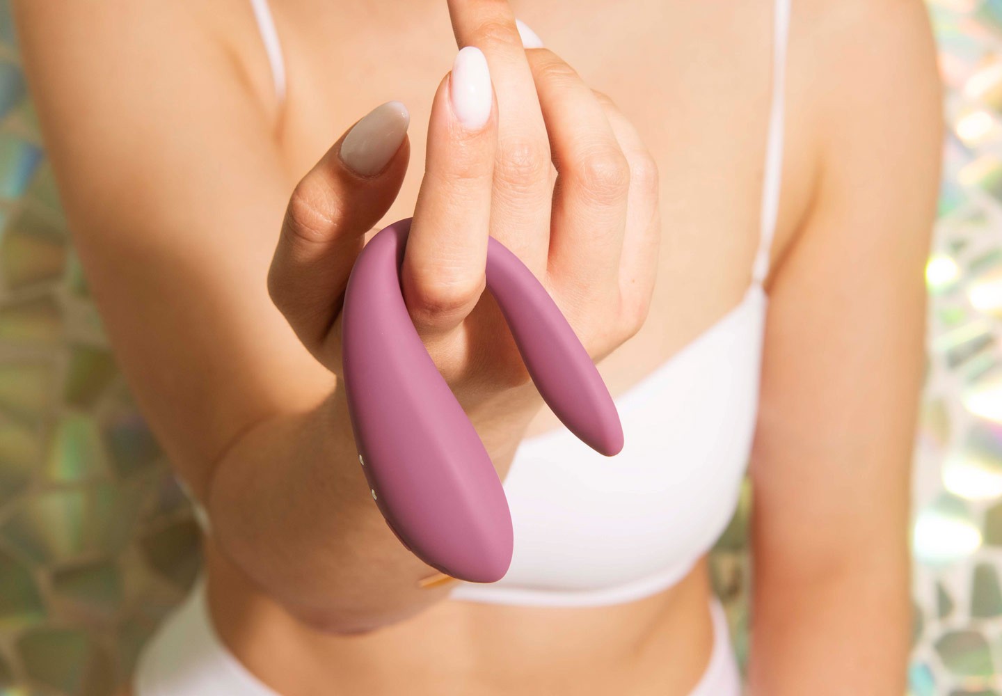 Mon-Ami-C-shape-Innocative-Tech-Desktop