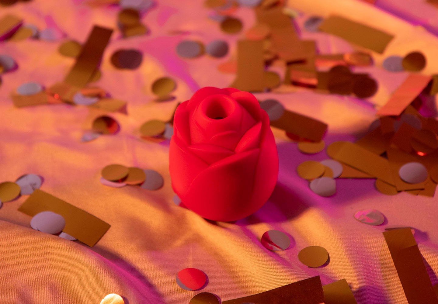 Mon-Ami-Rose-Travel-Lock