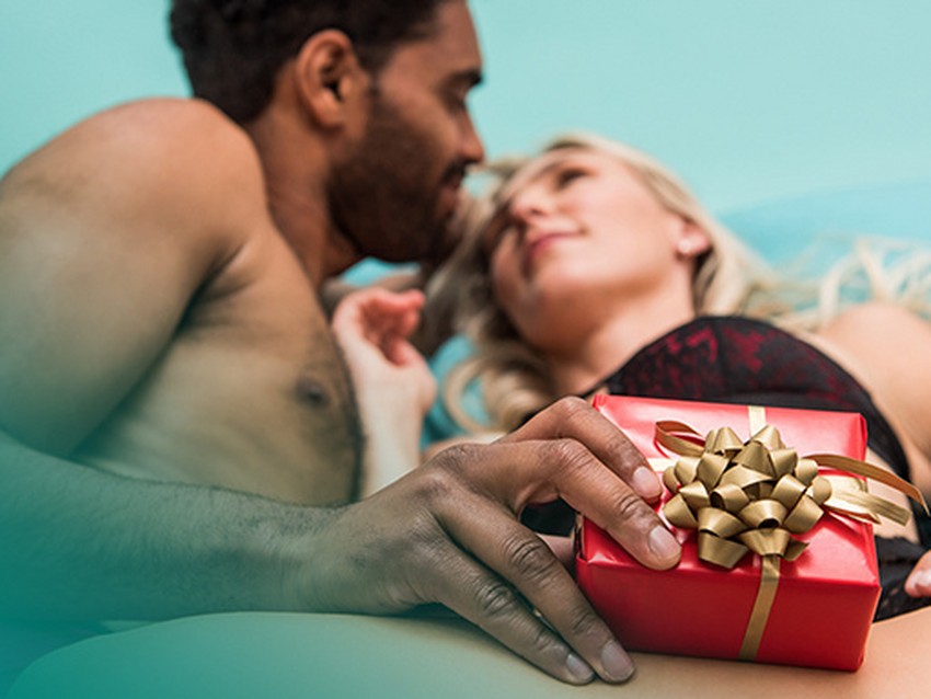 W35-Give-the-gift-of-Lovehoney-Tablet-512x384